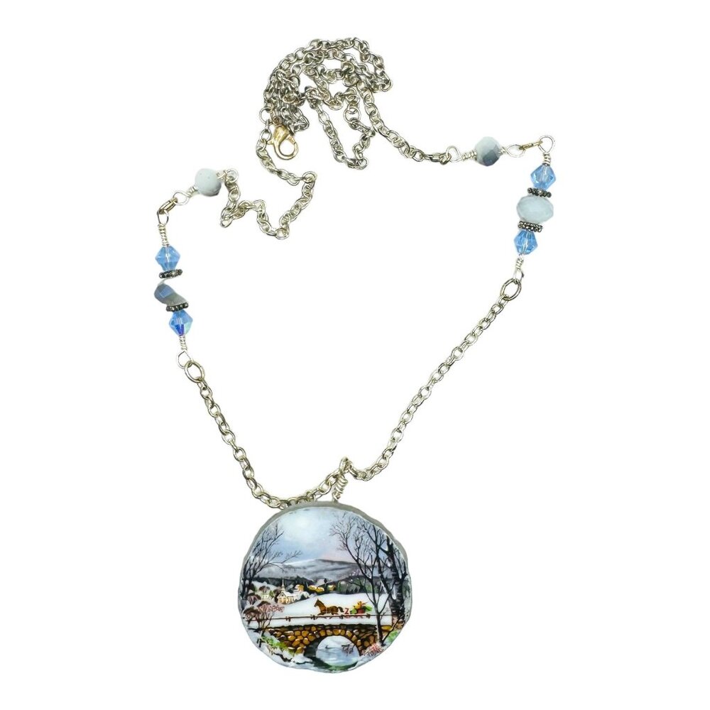 1989 Avon Dashing Through The Snow Broken China Necklace W Multifaceted Crystals